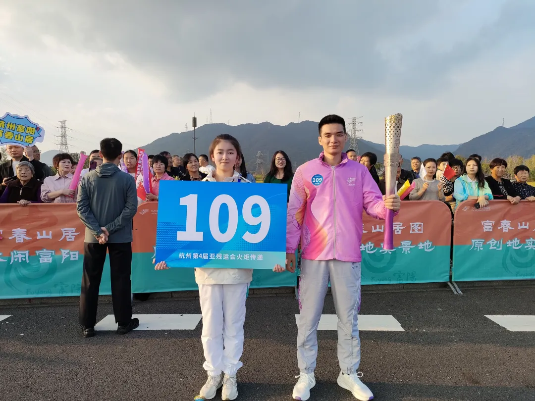 1701914608774154.png 1.png