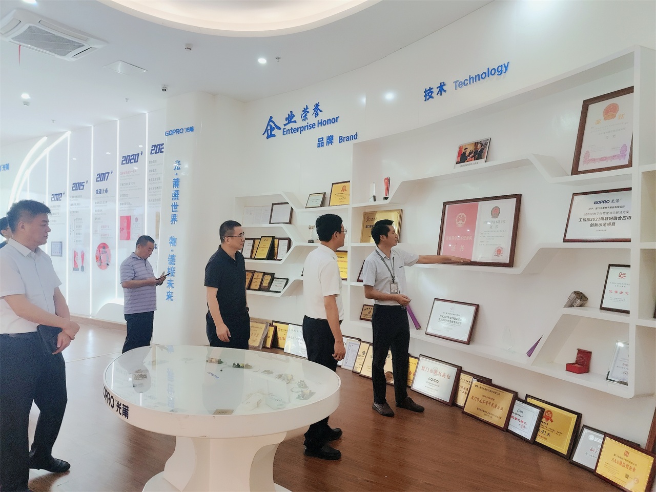 1748911775974100.jpg 2-1280.jpg